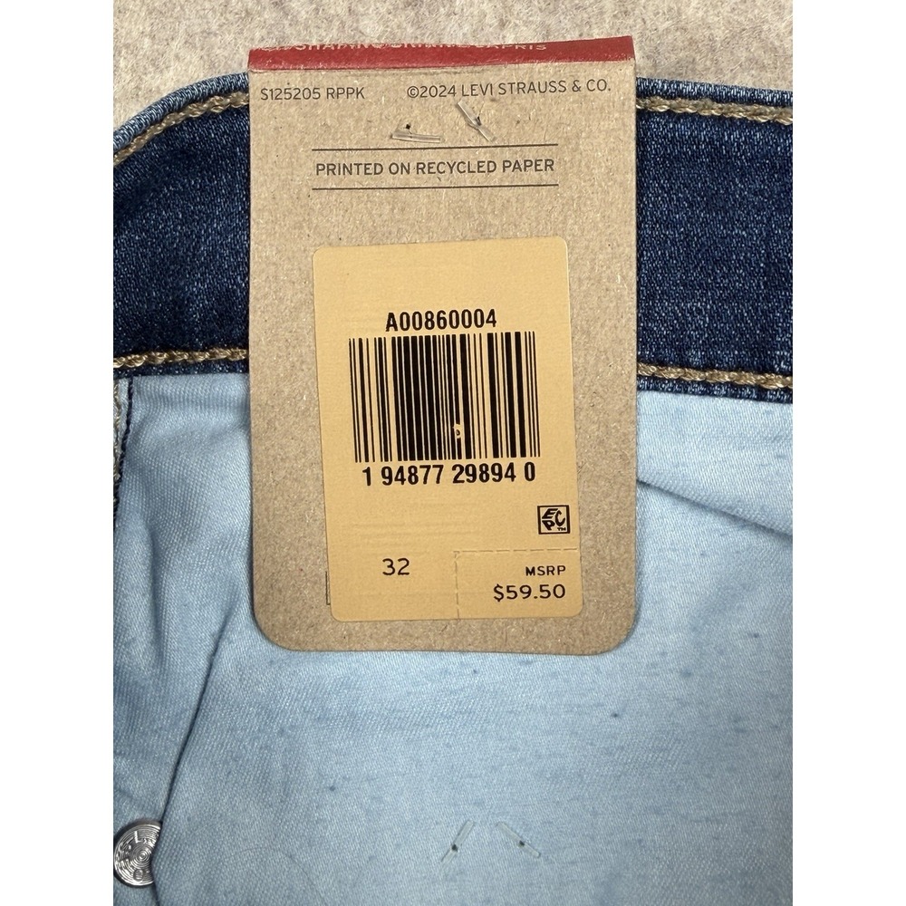 Levi's 311 Women's Shaping Skinny Denim Capri Dark Wash Jeans Size 32 (32x31) - Picture 7 of 13
